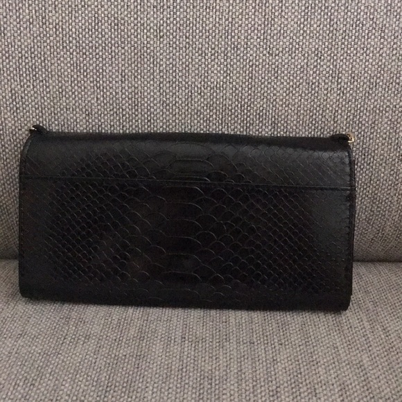 Black croc print clutch - Picture 2 of 5